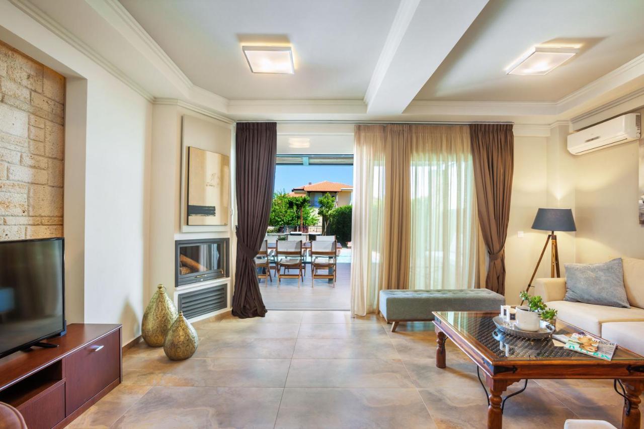 Sunny Villas Resort & Spa Ханиоти Екстериор снимка