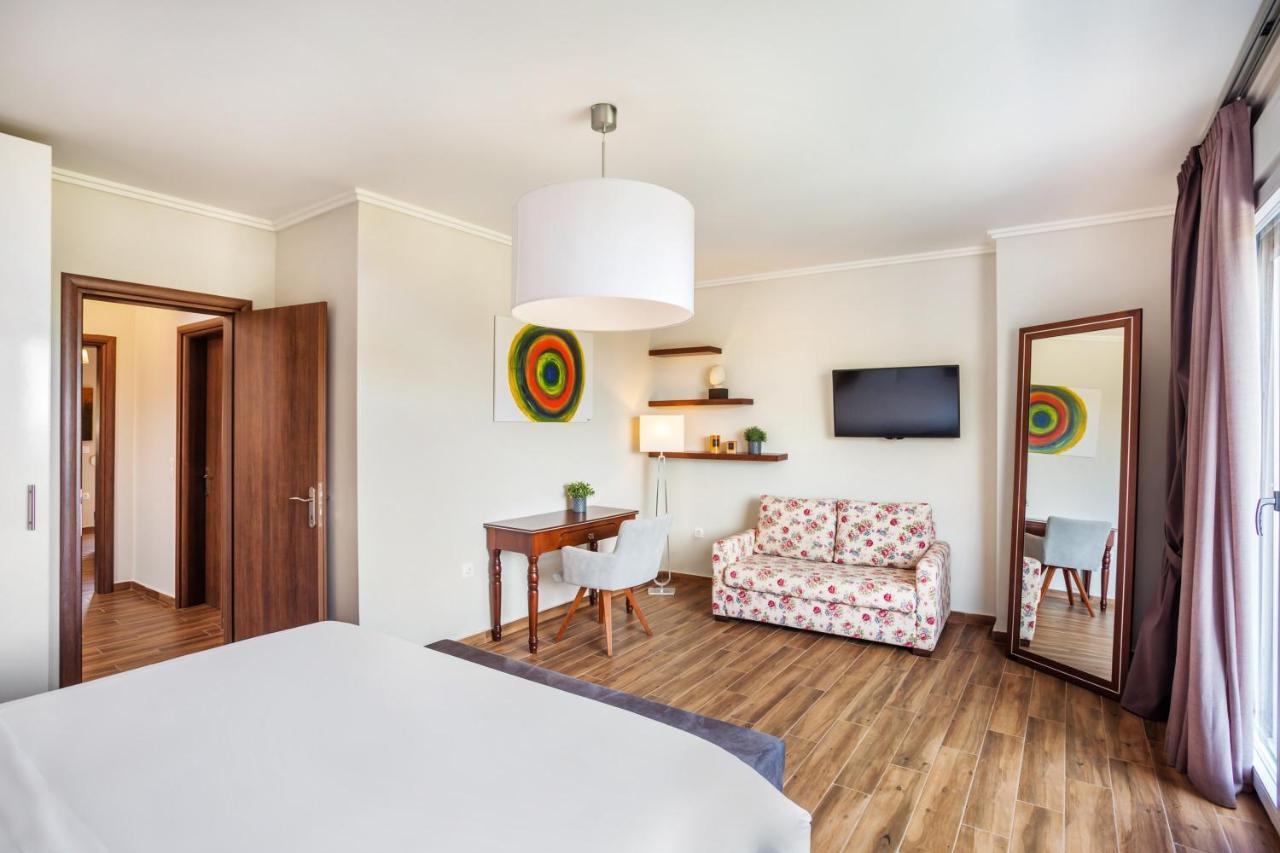 Sunny Villas Resort & Spa Ханиоти Екстериор снимка
